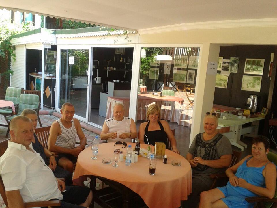 Neptun Hotel Side Bagian luar foto